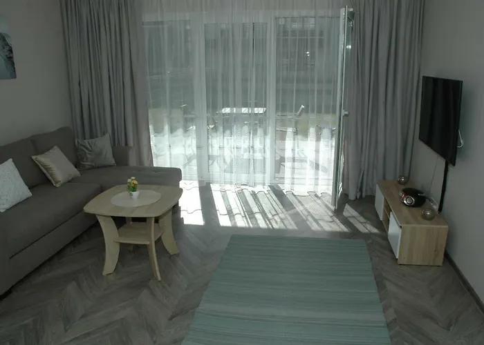 Apartament Bryza z ogródkiem