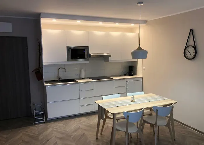 Apartament Bryza Z Ogrodkiem