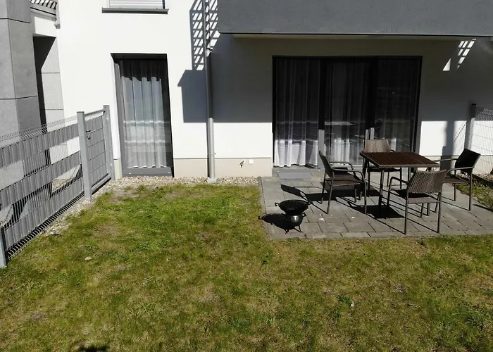 Apartament Bryza Z Ogrodkiem