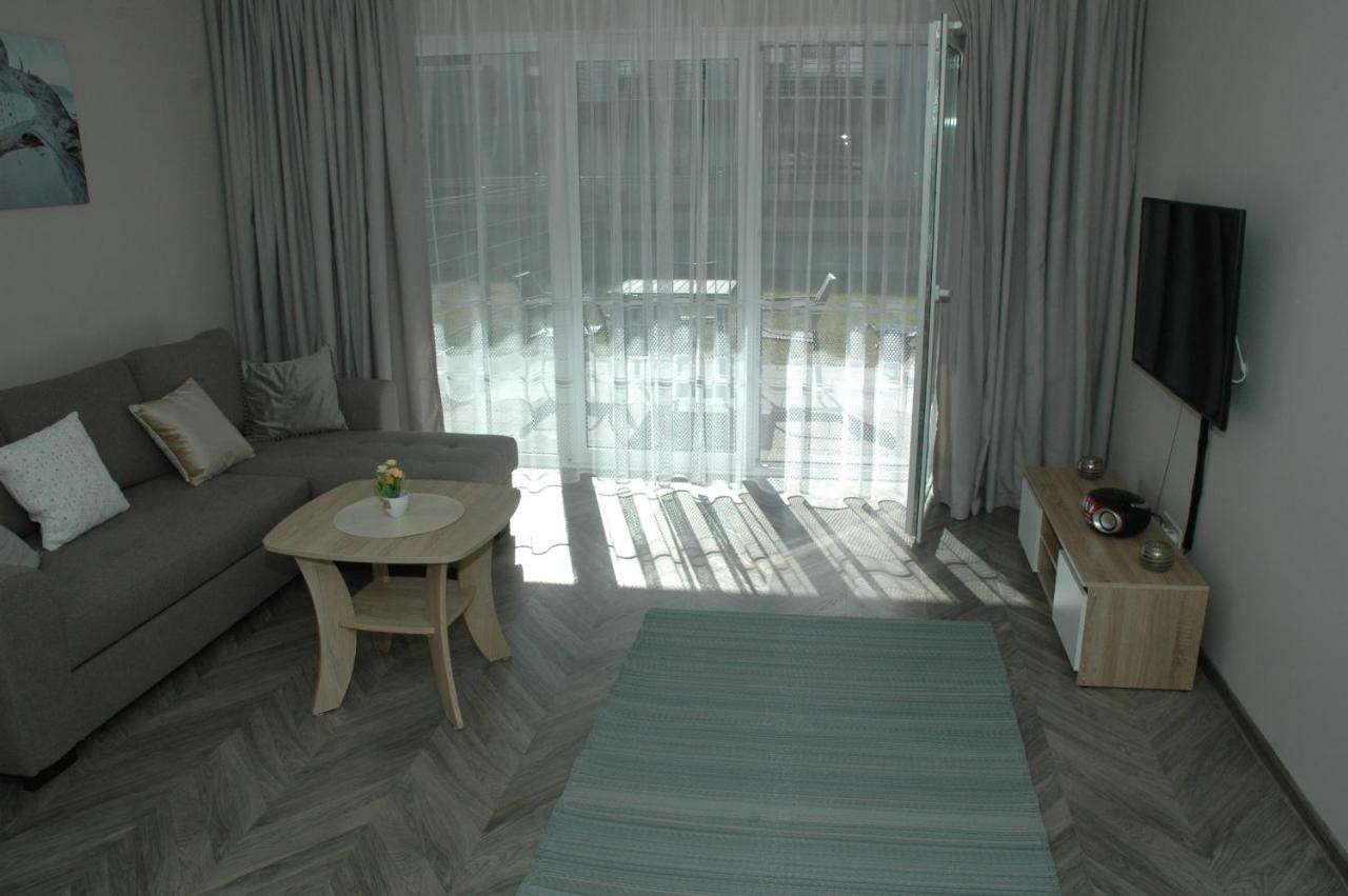 Apartment Bryza Z Ogrodkiem *