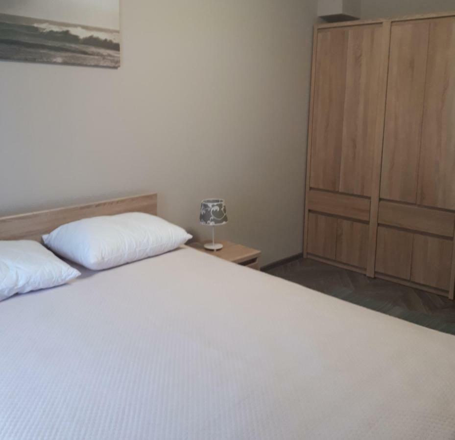 Apartament Bryza Z Ogródkiem *