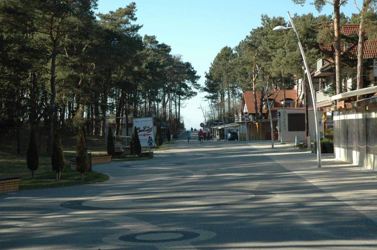 Bryza Z Ogrodkiem Apartment *
